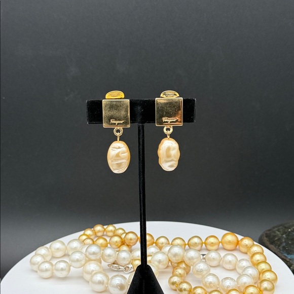 Vintage Ferragamo Gold Clip-On Earrings with Baroque Pearl Drops - Picture 1 of 9